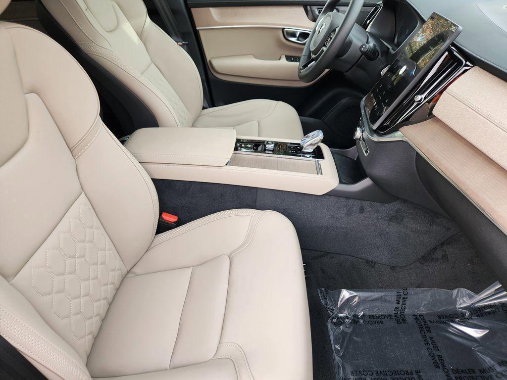new 2026 Volvo XC90 car, priced at $72,624
