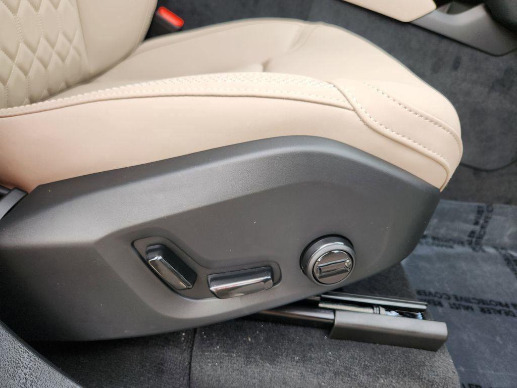 new 2026 Volvo XC90 car, priced at $72,624