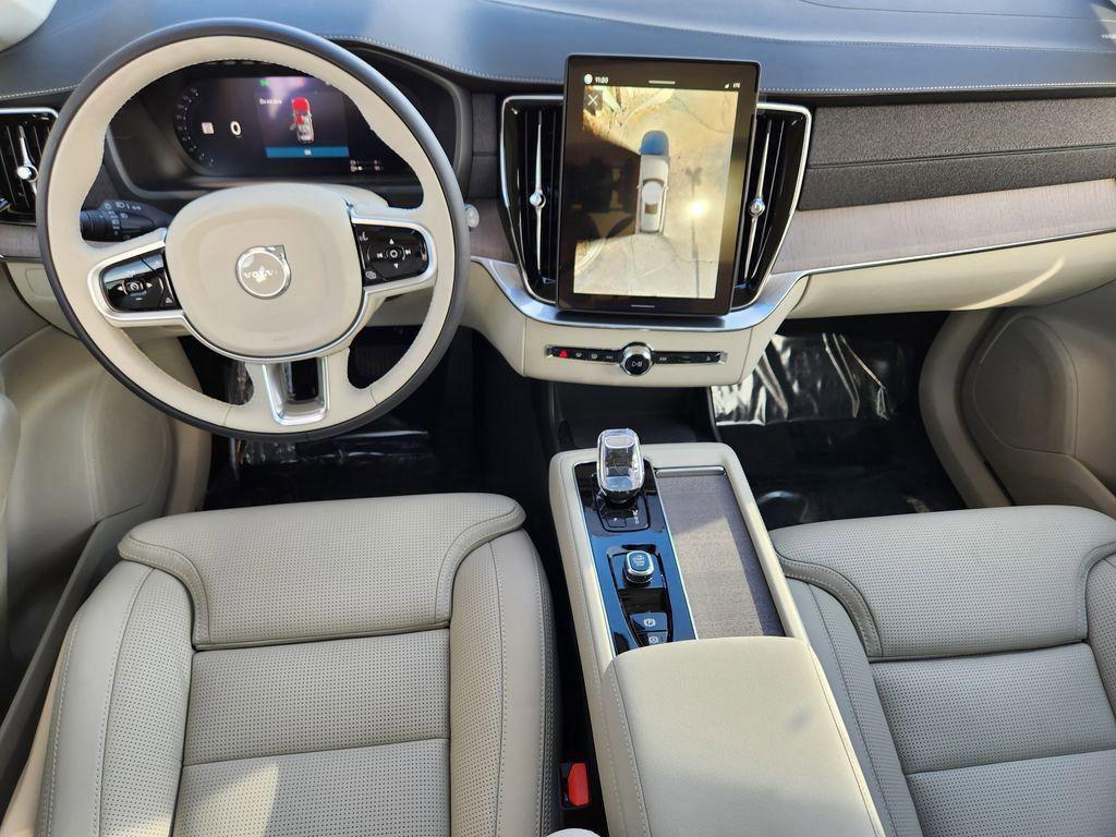 new 2026 Volvo XC90 Plug-In Hybrid car, priced at $86,424