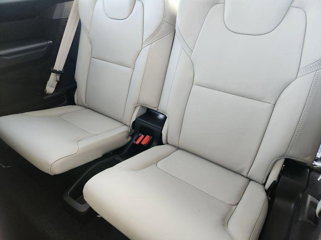 new 2026 Volvo XC90 Plug-In Hybrid car, priced at $86,424