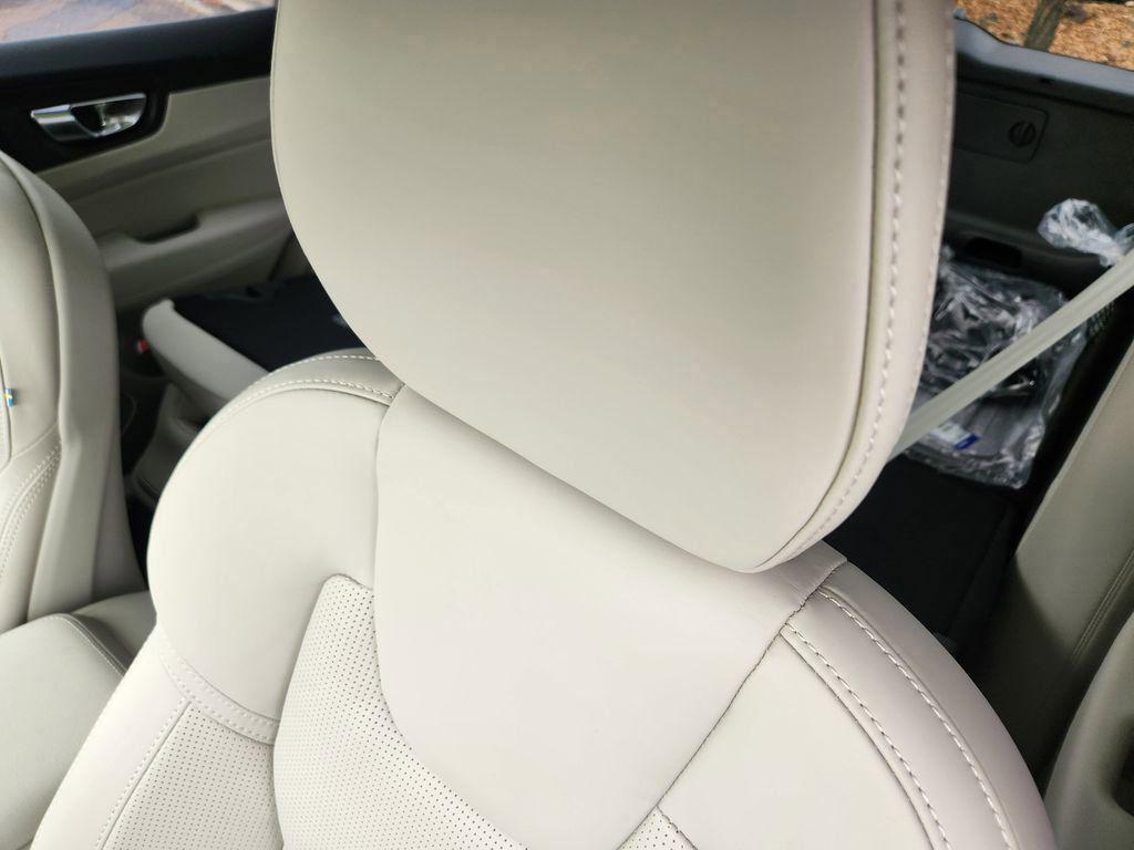 new 2026 Volvo XC60 Plug-In Hybrid car, priced at $76,134