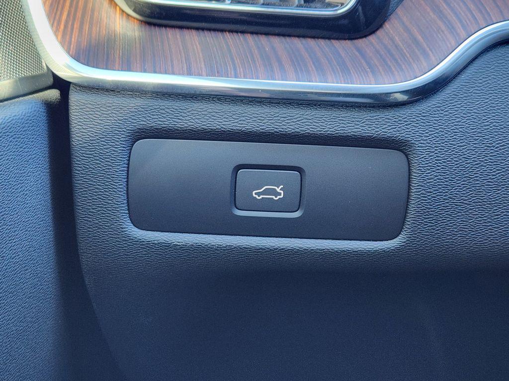 used 2023 Volvo XC60 car, priced at $34,798