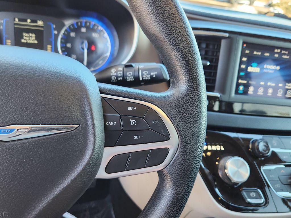 used 2019 Chrysler Pacifica car, priced at $16,798