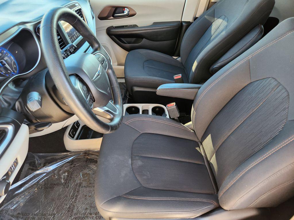 used 2019 Chrysler Pacifica car, priced at $16,798