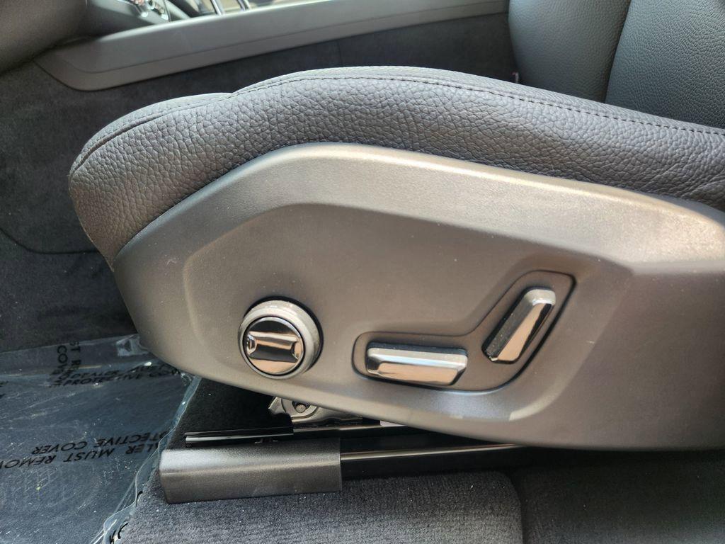 new 2025 Volvo XC60 car, priced at $46,159