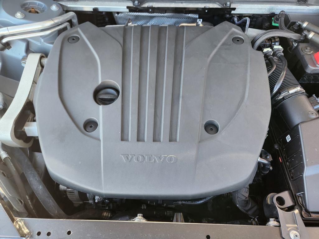 used 2023 Volvo XC60 car, priced at $33,398