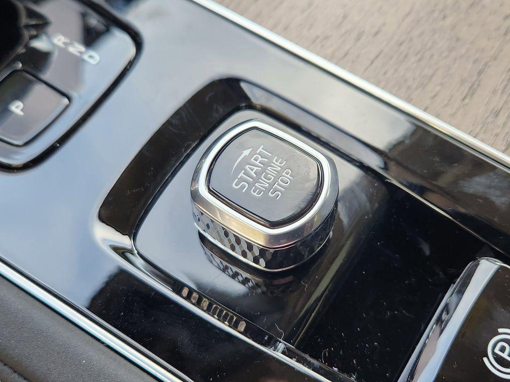 new 2026 Volvo XC90 car, priced at $72,779