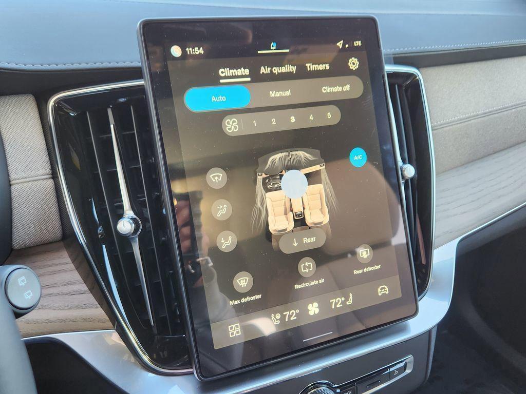 new 2026 Volvo XC90 Plug-In Hybrid car, priced at $82,674