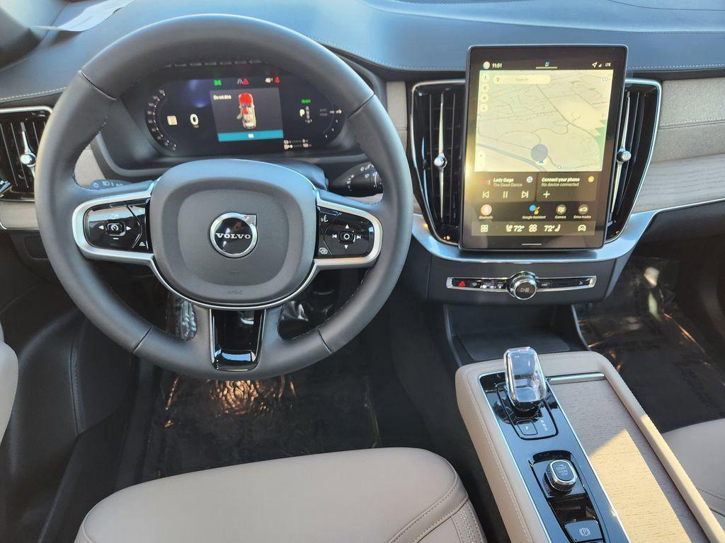 new 2026 Volvo XC90 Plug-In Hybrid car, priced at $82,674