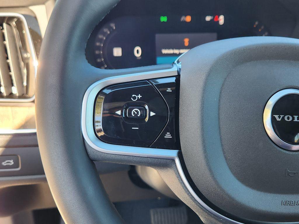 new 2026 Volvo XC60 car, priced at $58,784