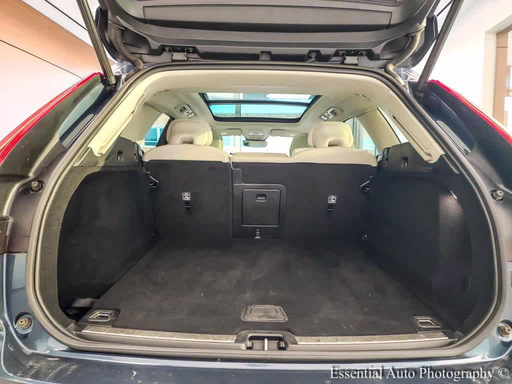 used 2023 Volvo XC60 car, priced at $27,991