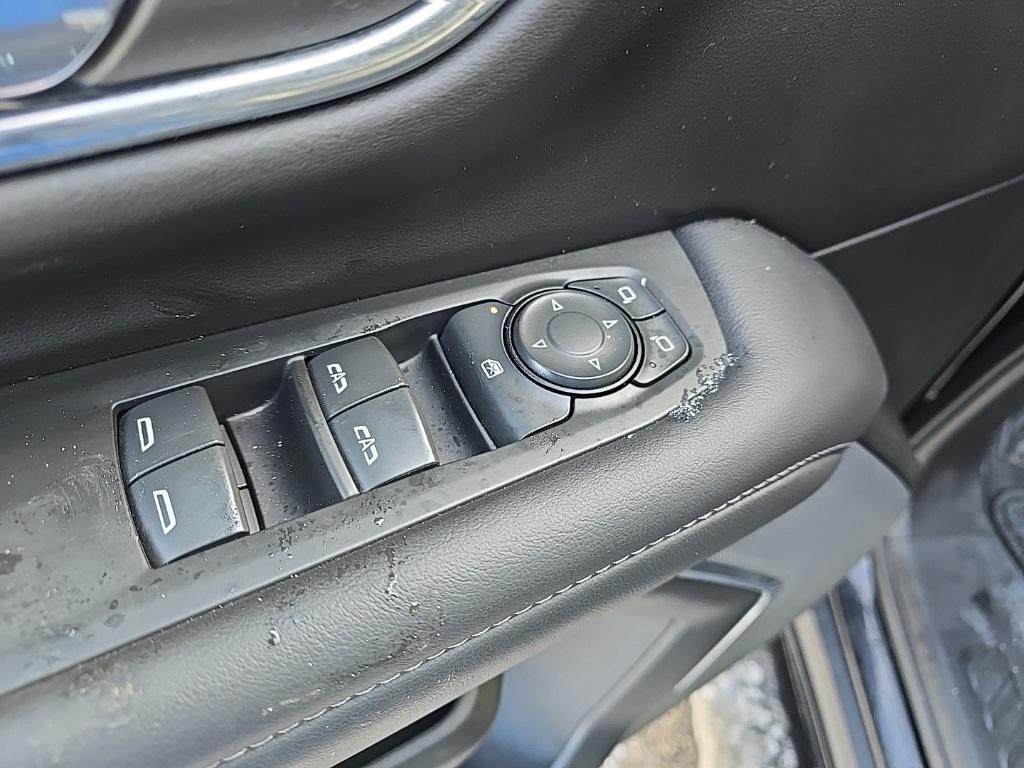 used 2023 GMC Yukon XL car, priced at $46,998