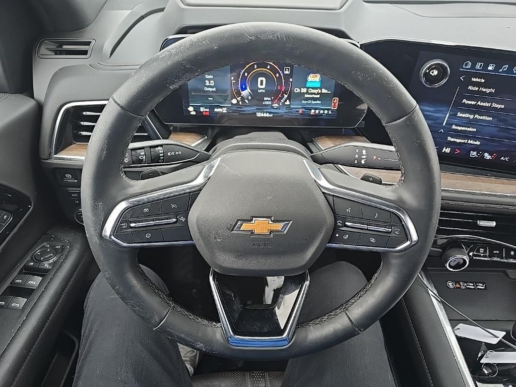 used 2025 Chevrolet Suburban car, priced at $83,998