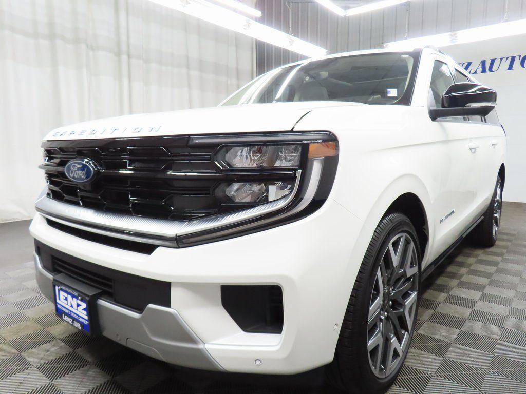 used 2025 Ford Expedition Max car, priced at $82,997