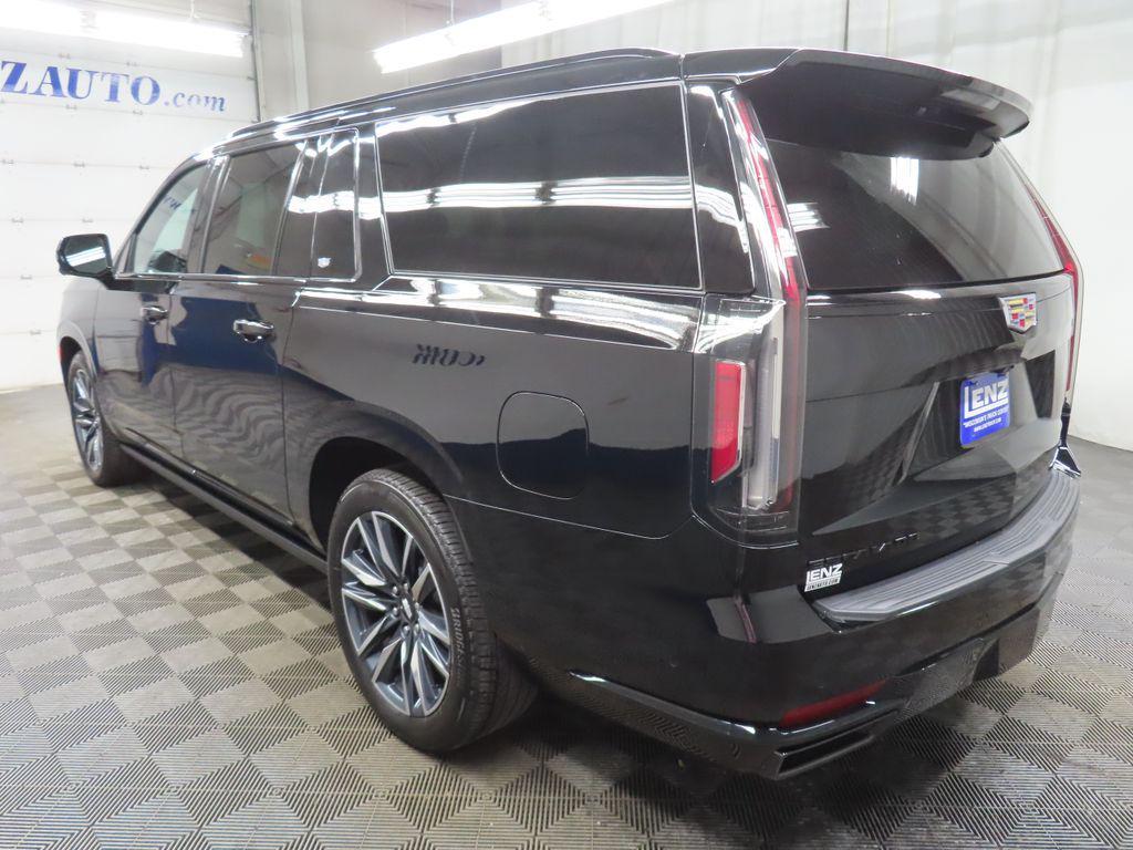 used 2022 Cadillac Escalade ESV car, priced at $79,997