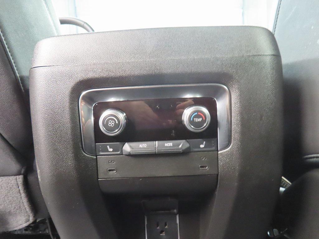 used 2025 GMC Yukon XL car, priced at $79,997