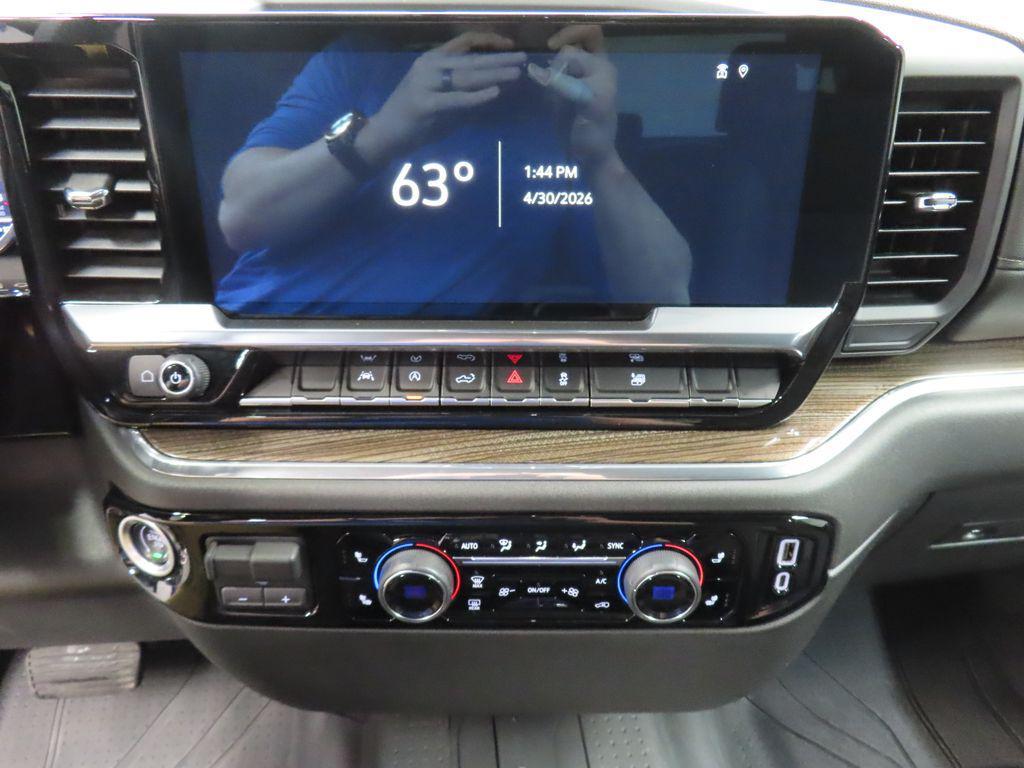 used 2024 Chevrolet Silverado 1500 car, priced at $47,997