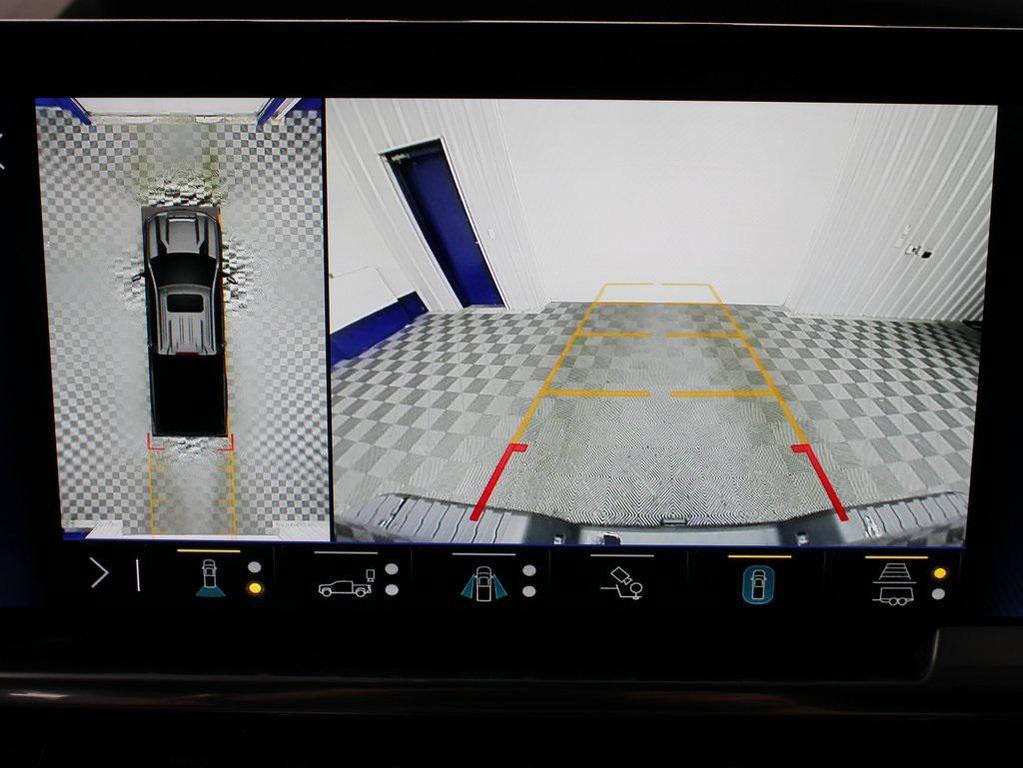 used 2024 Chevrolet Silverado 2500 car, priced at $62,491