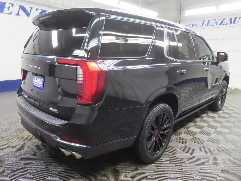 used 2025 GMC Yukon car, priced at $95,997