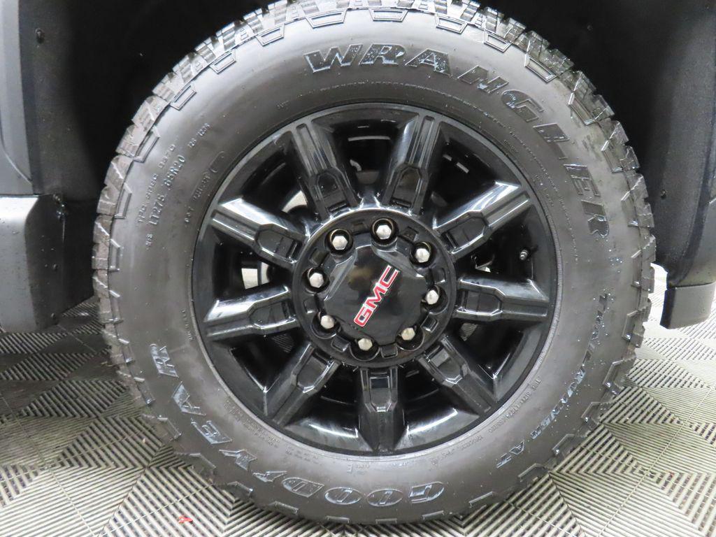 used 2025 GMC Sierra 2500 car, priced at $74,997