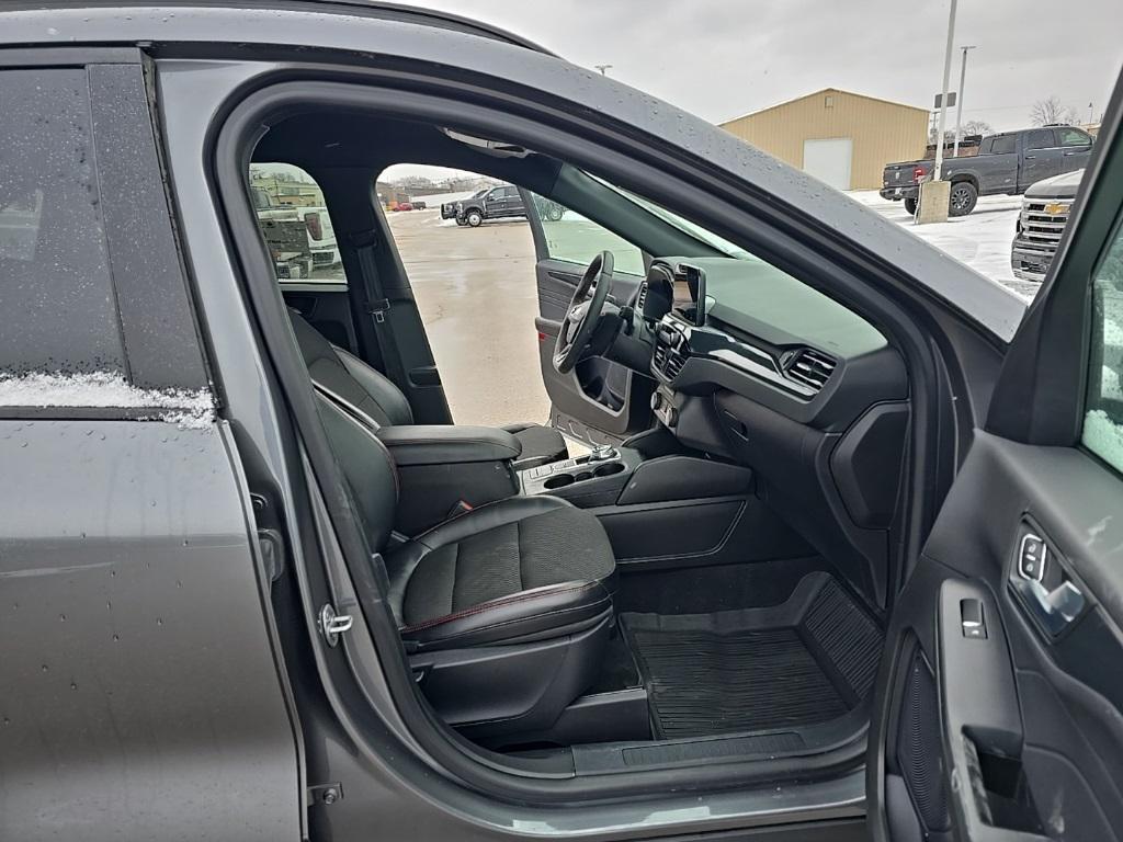 used 2024 Ford Escape car, priced at $24,998