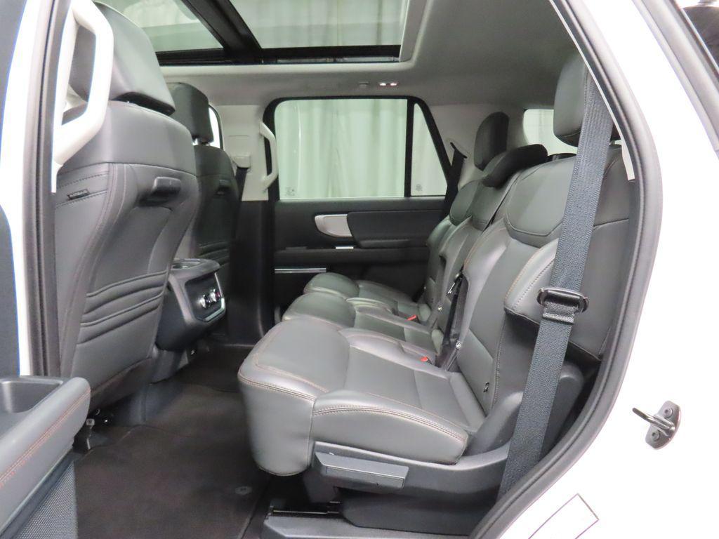used 2025 Ford Expedition car, priced at $61,997