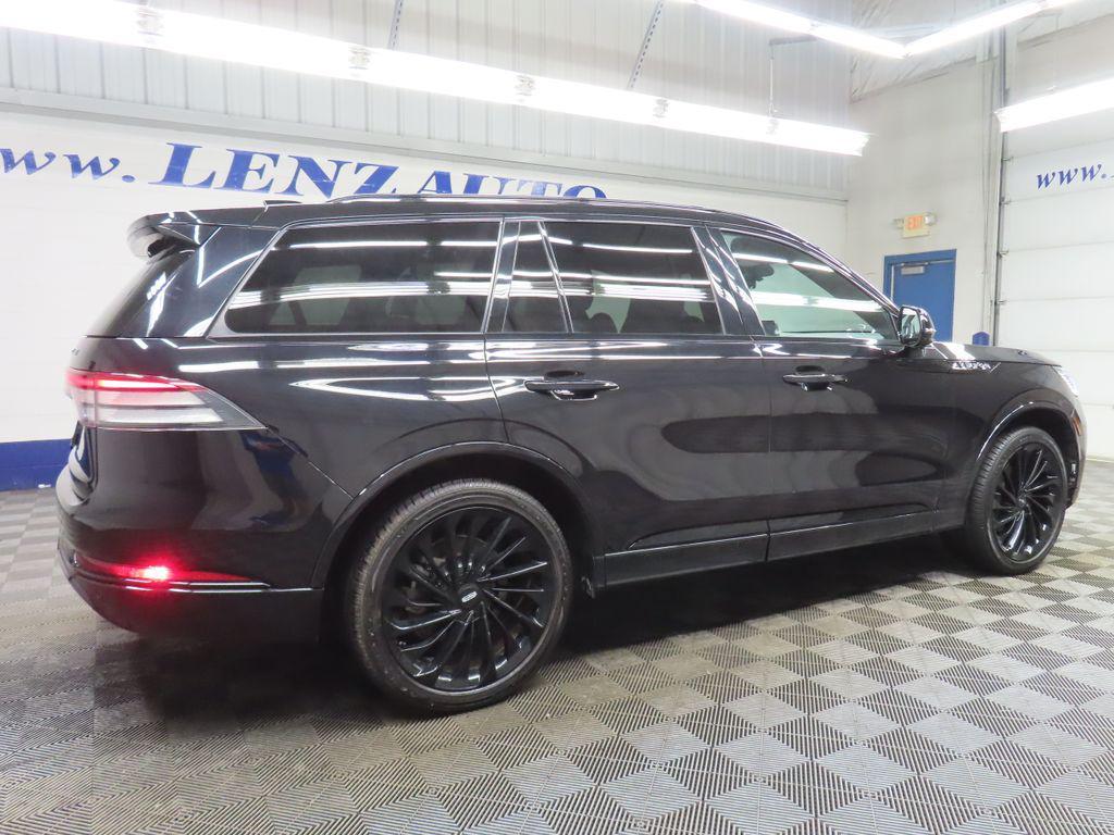 used 2025 Lincoln Aviator car, priced at $64,497