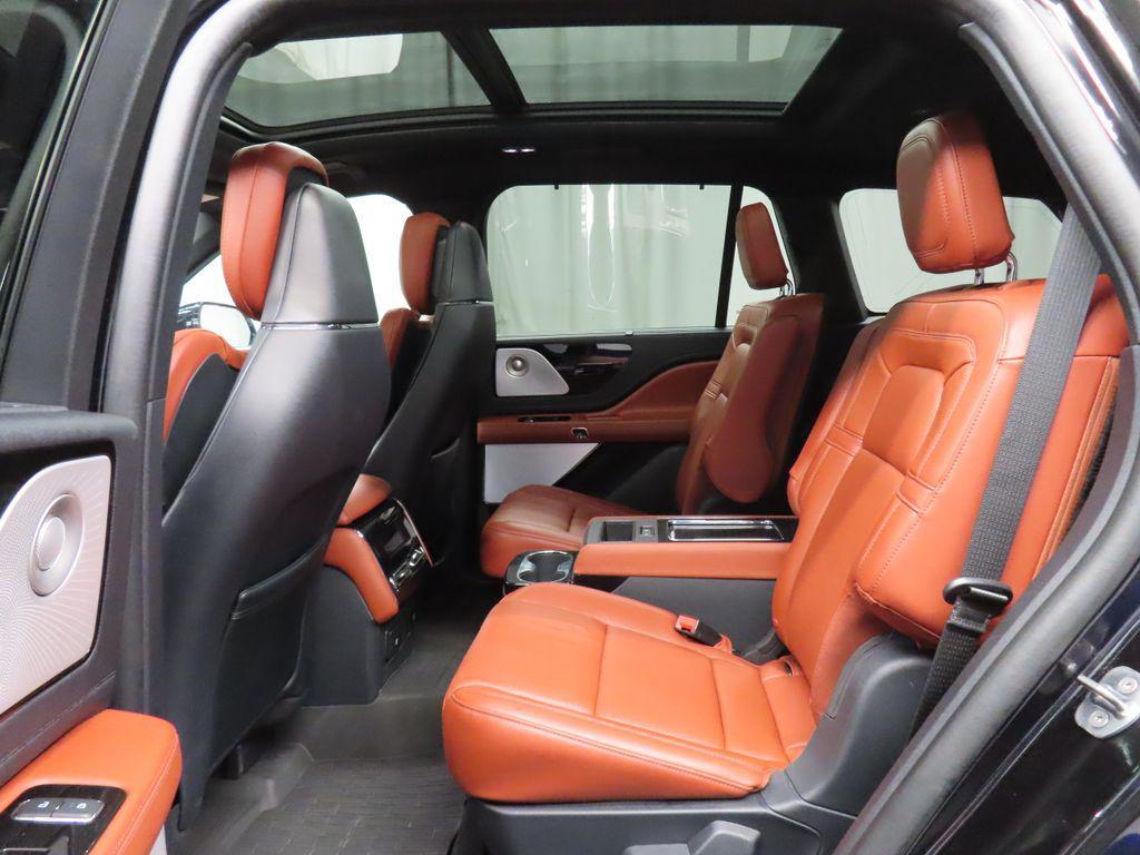 used 2025 Lincoln Aviator car, priced at $64,497