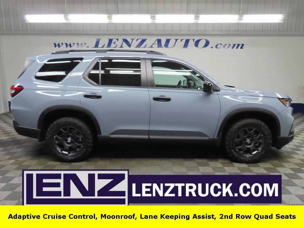 used 2025 Honda Pilot car, priced at $47,497