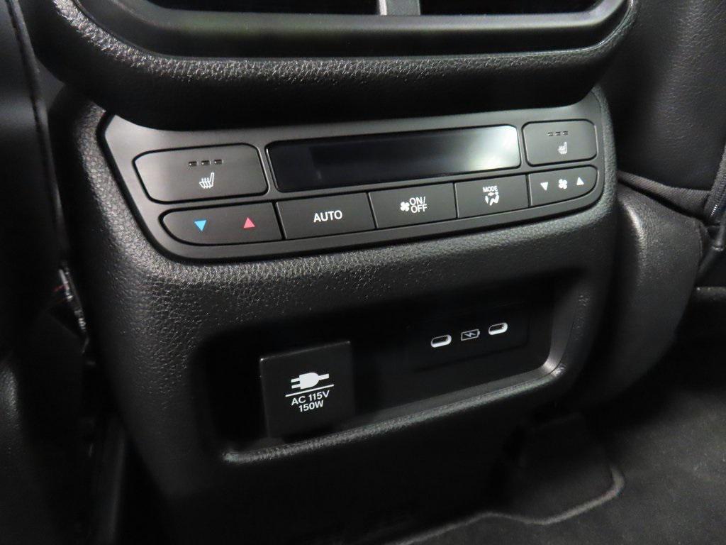 used 2025 Honda Pilot car, priced at $47,497