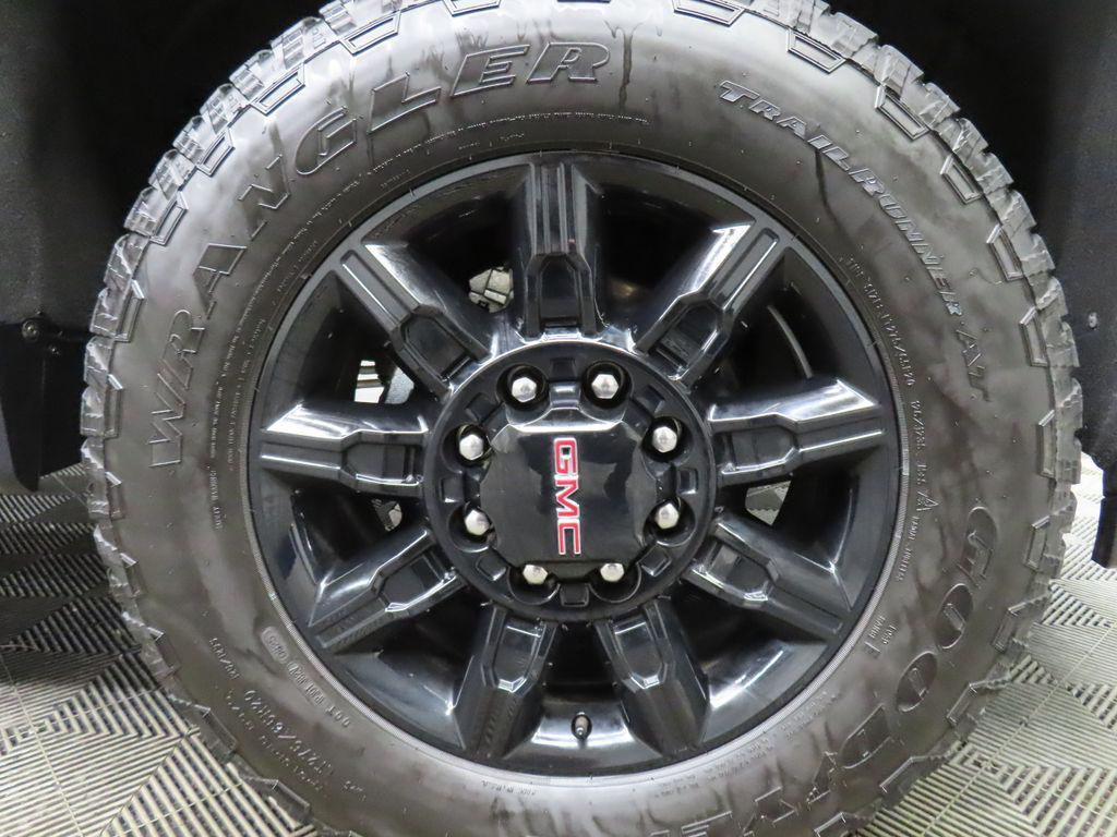 used 2025 GMC Sierra 2500 car, priced at $77,998