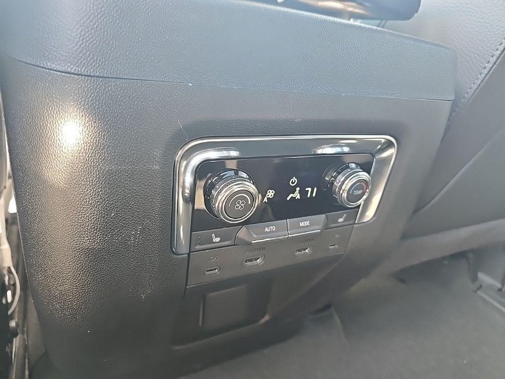 used 2025 GMC Yukon car, priced at $82,498