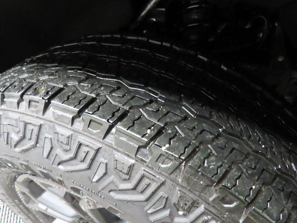 used 2024 GMC Canyon car, priced at $35,997