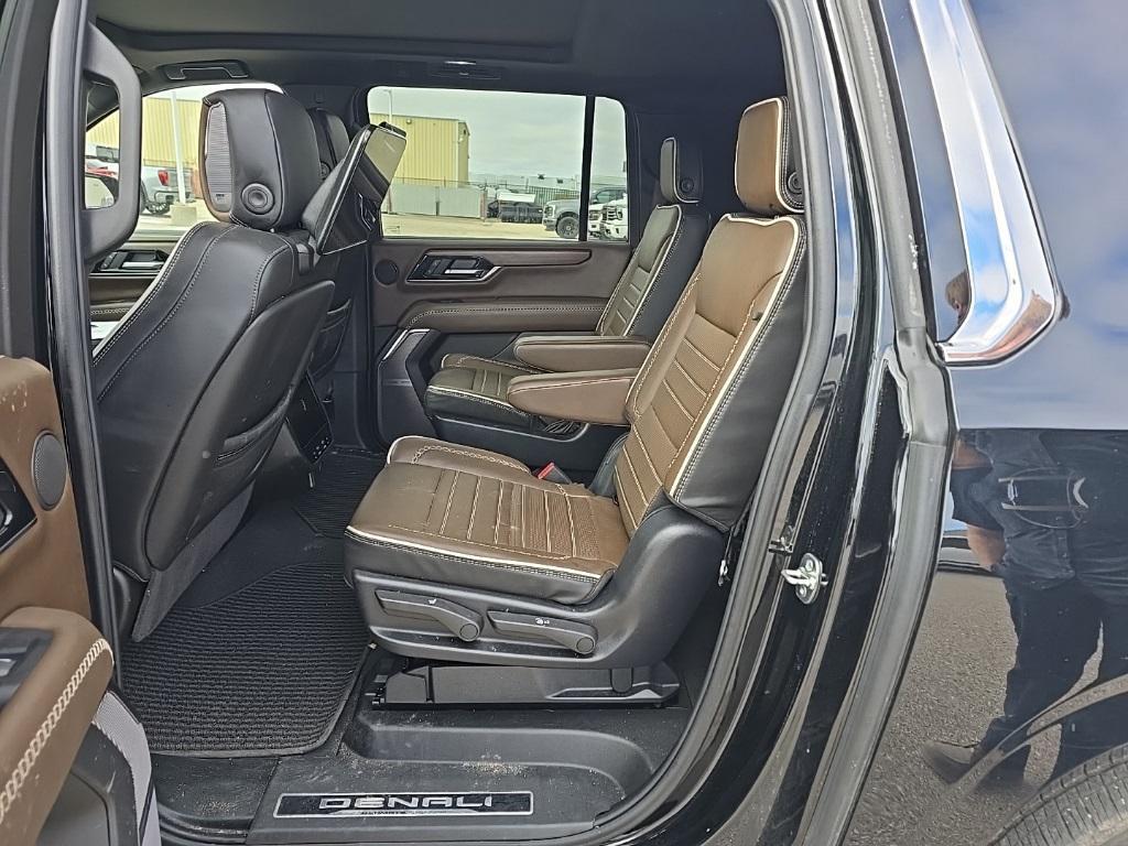 used 2025 GMC Yukon XL car, priced at $97,998