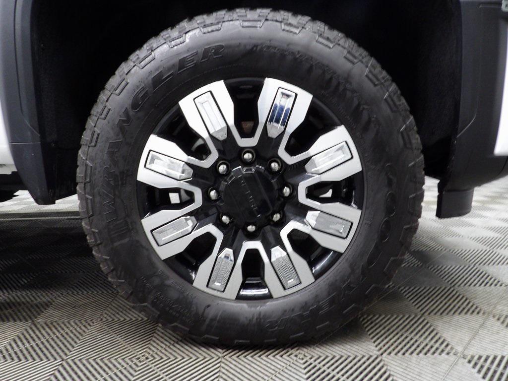 used 2024 GMC Sierra 2500 car, priced at $71,592