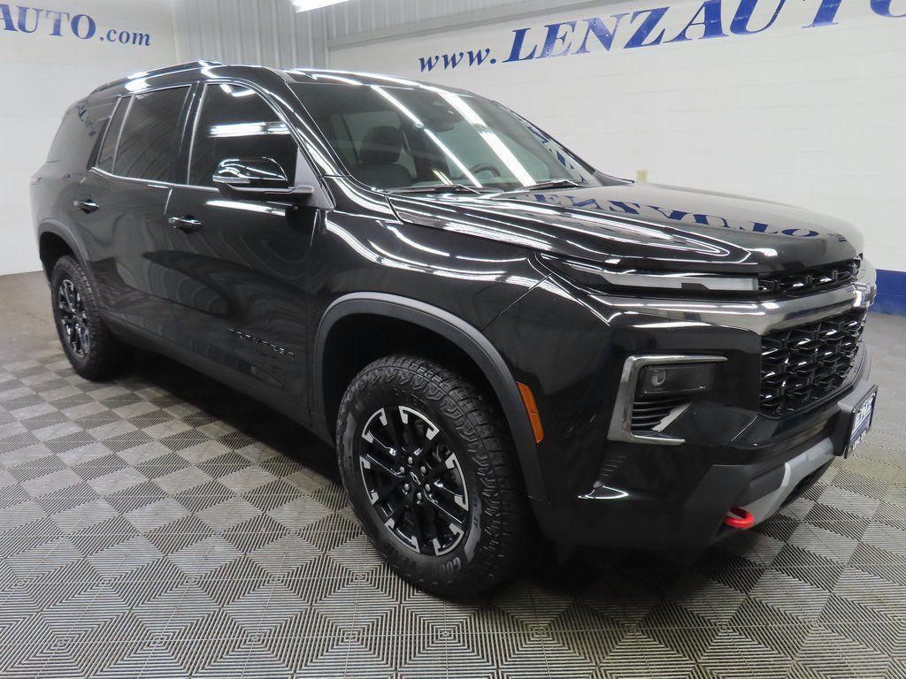 used 2025 Chevrolet Traverse car, priced at $46,997