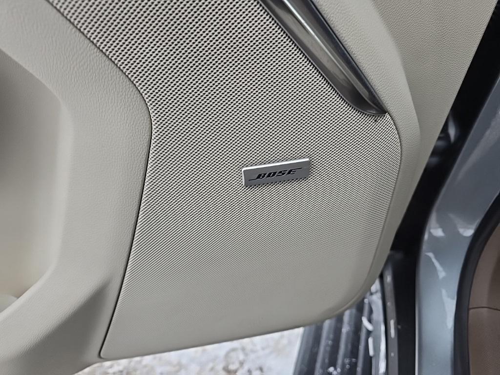 used 2024 GMC Yukon car, priced at $73,997