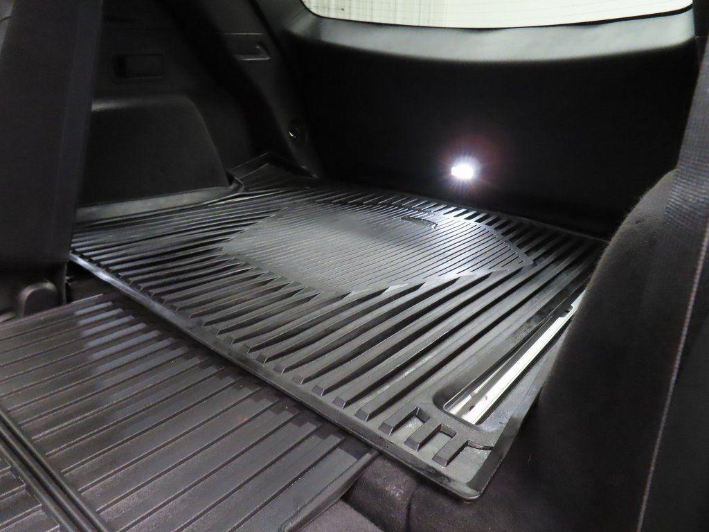 used 2022 Cadillac XT5 car, priced at $29,997