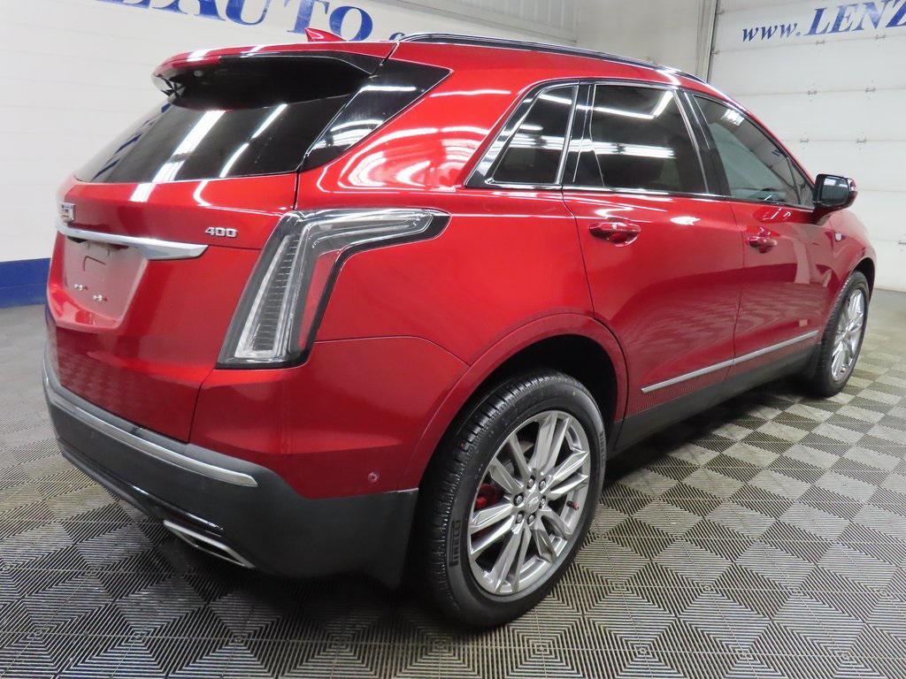 used 2022 Cadillac XT5 car, priced at $29,997