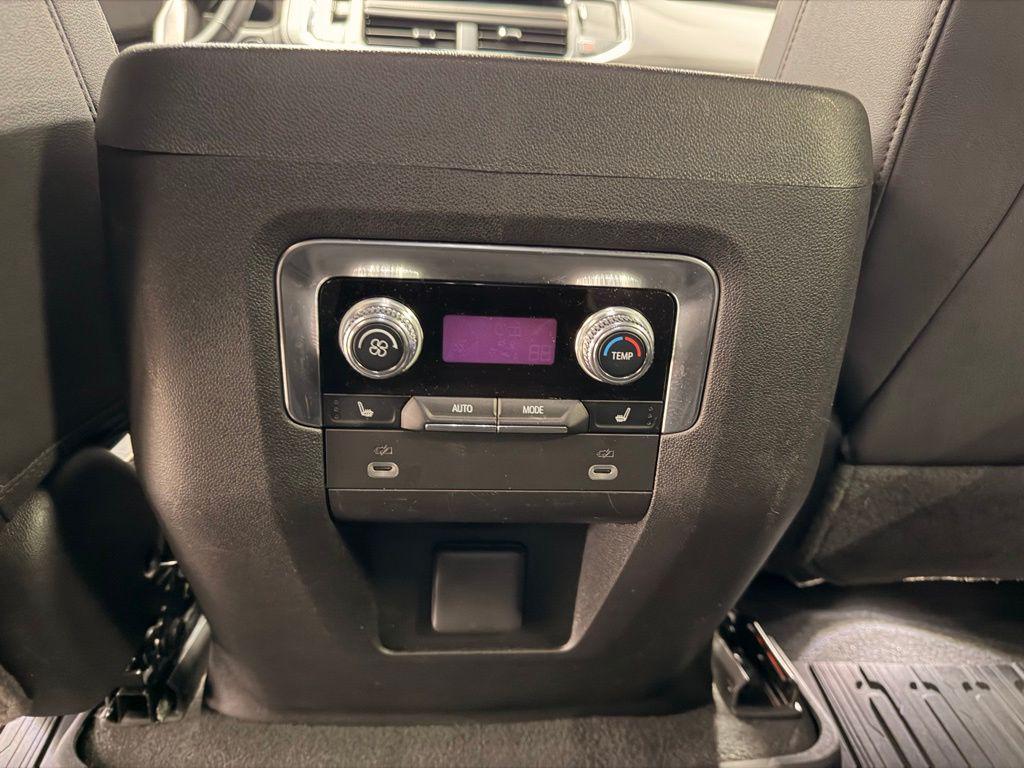 used 2023 GMC Yukon car, priced at $56,992