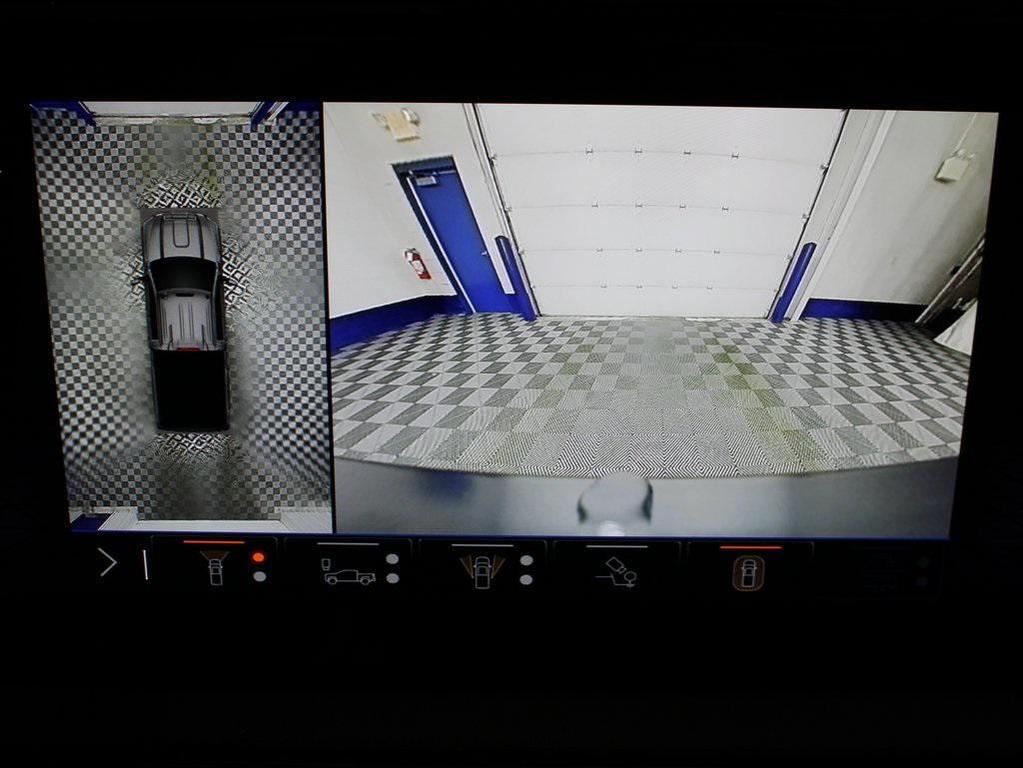 used 2025 GMC Sierra 2500 car, priced at $72,992