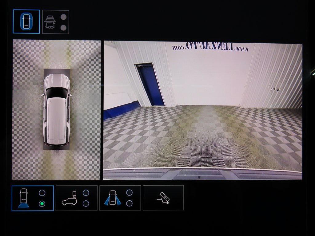 used 2025 GMC Yukon XL car, priced at $78,997