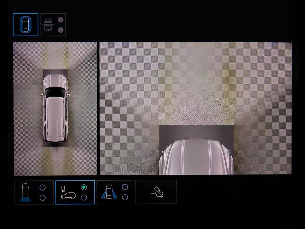 used 2025 GMC Yukon XL car, priced at $78,997