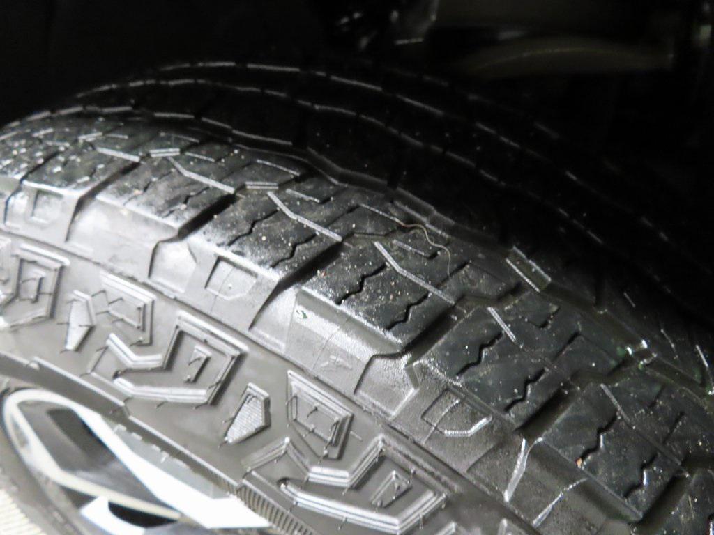 used 2025 GMC Yukon XL car, priced at $78,997