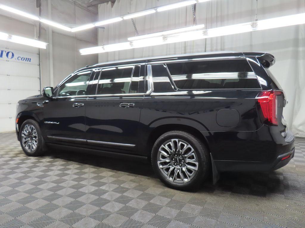 used 2024 GMC Yukon XL car, priced at $86,998