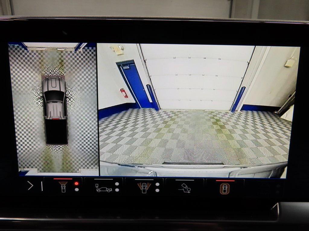 used 2024 GMC Sierra 2500 car, priced at $70,997