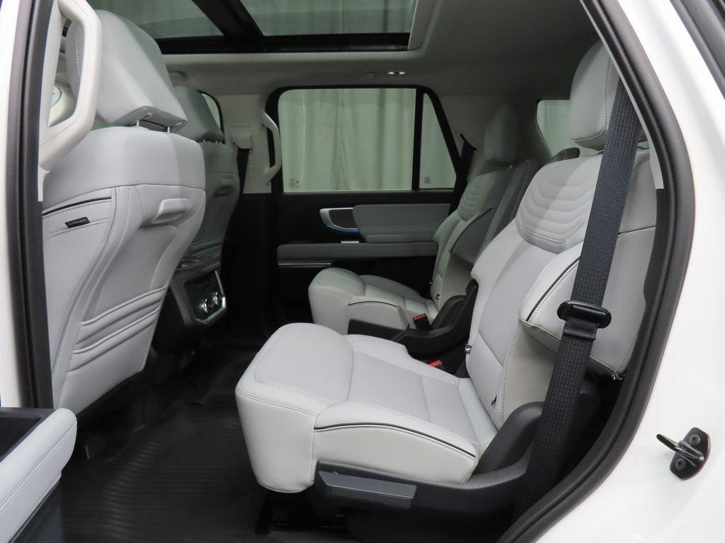 used 2025 Ford Expedition car, priced at $79,997