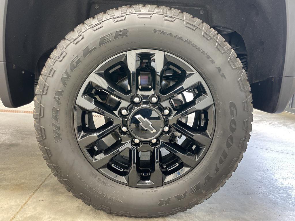 used 2025 Chevrolet Silverado 2500 car, priced at $63,497