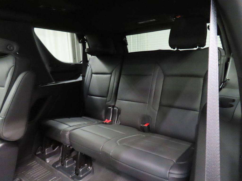 used 2024 GMC Yukon car, priced at $75,997