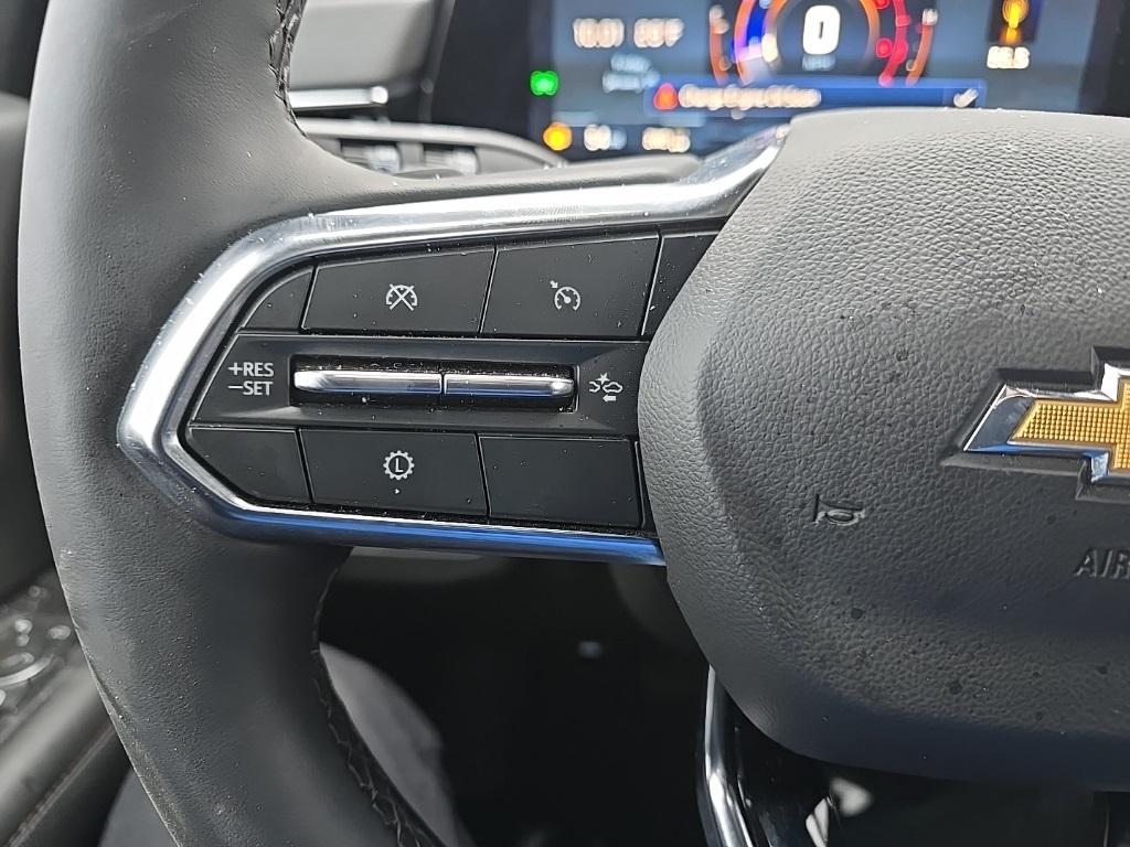 used 2025 Chevrolet Suburban car, priced at $84,998